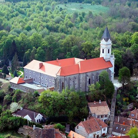 Sopron Monastery Hotel Εξωτερικό φωτογραφία